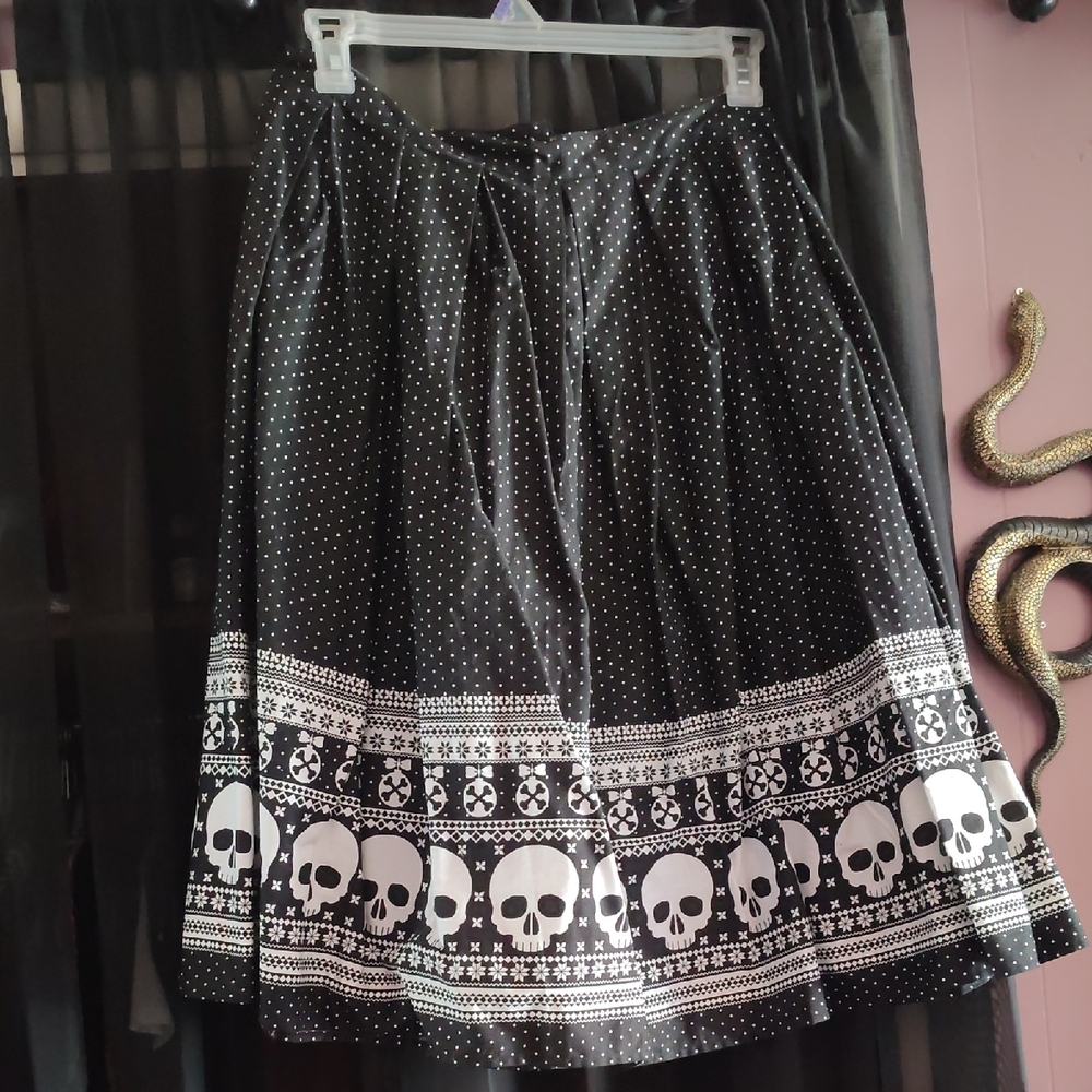 Hell Bunny Black and White Skull Border Midi Skirt